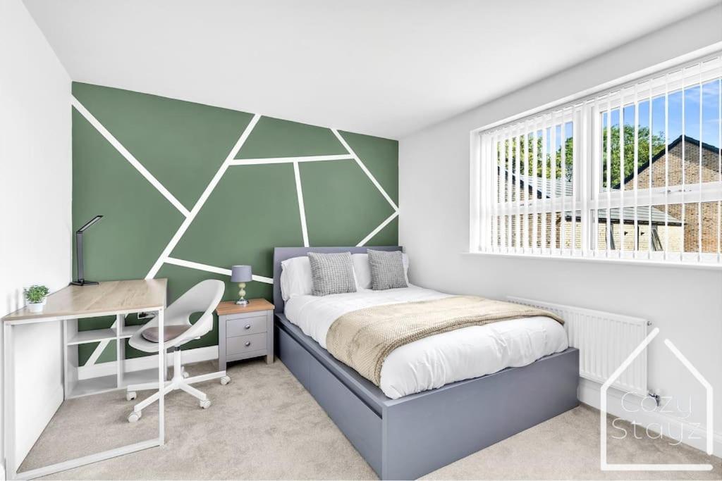 Beautiful 5 Bedroom Home In The City Centre With Gated Parking Birmingham Exterior foto