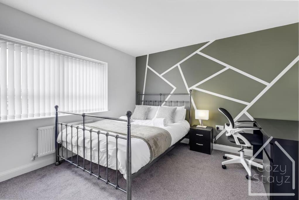 Beautiful 5 Bedroom Home In The City Centre With Gated Parking Birmingham Exterior foto
